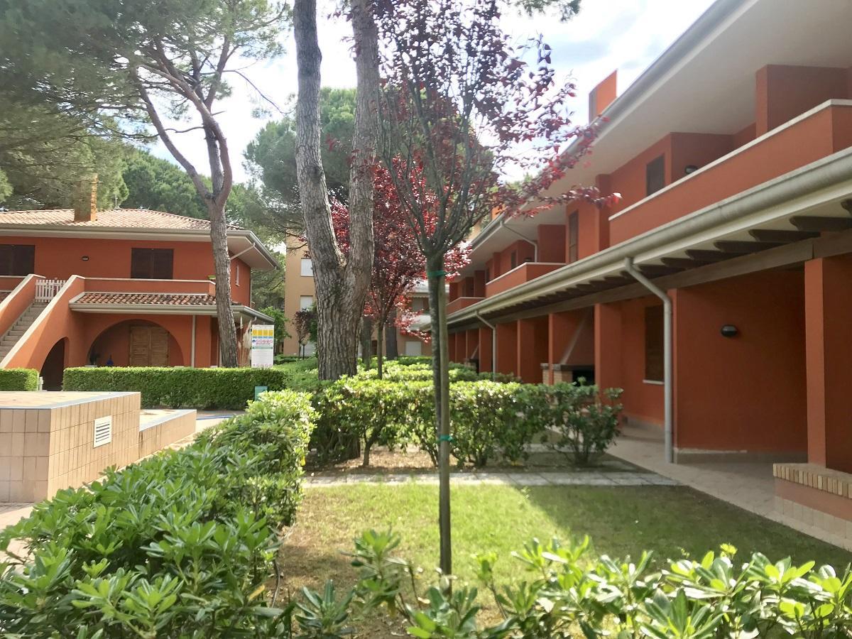 Villaggio Capistrano Bibione Exteriör bild